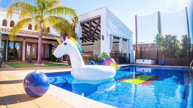 Resale - Villa -
El Valle Golf Resort