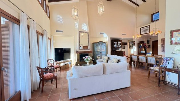 Resale - Villa -
El Valle Golf Resort