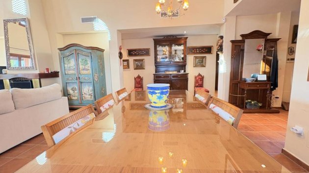 Resale - Villa -
El Valle Golf Resort