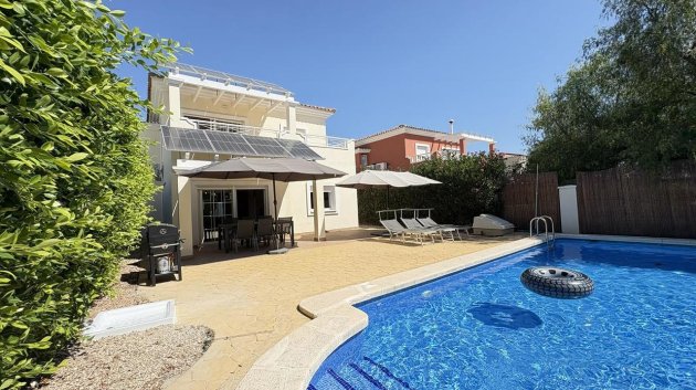 Reventa - Chalets -
Altaona Golf and Country Village - Altaona Golf - Country Village