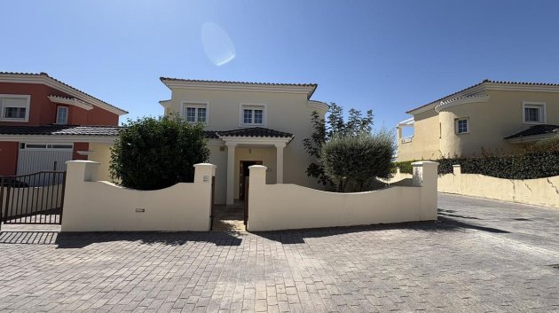 Reventa - Chalets -
Altaona Golf and Country Village - Altaona Golf - Country Village