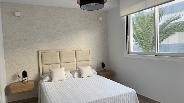 Reventa - Apartamentos -
Torrevieja - Los Locos