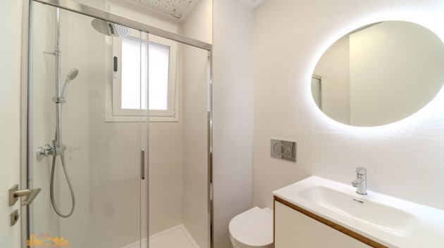 Reventa - Apartamentos -
Torrevieja - Los Locos