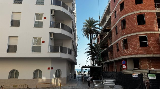 Reventa - Apartamentos -
Torrevieja - Los Locos