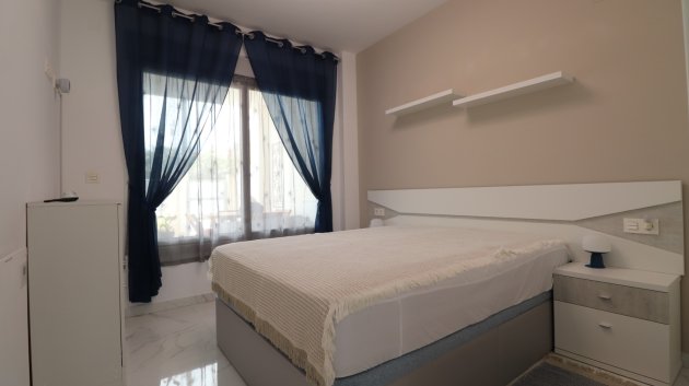 Resale - Apartments -
Benijofar