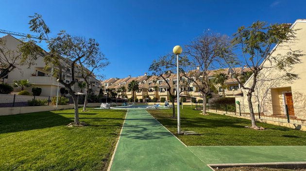 Reventa - Apartamentos -
Orihuela Costa - Lomas De Cabo Roig