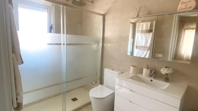 Reventa - Chalets -
Ciudad Quesada - Doña Pepa