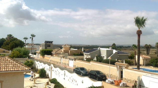 Reventa - Chalets -
Ciudad Quesada - Doña Pepa