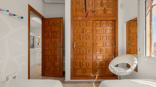 Reventa - Chalets -
Ciudad Quesada