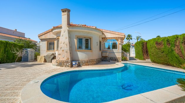 Reventa - Chalets -
Ciudad Quesada