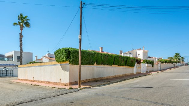 Reventa - Chalets -
Ciudad Quesada