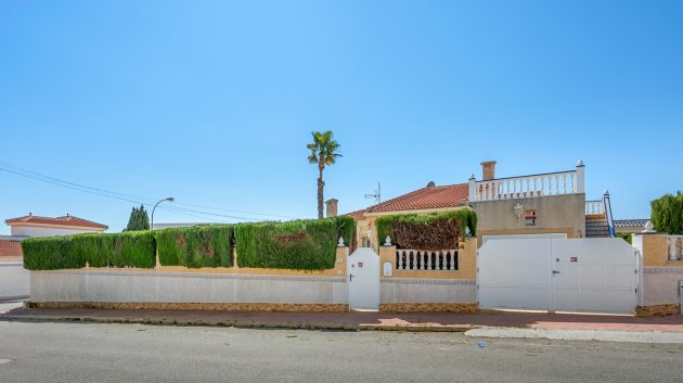 Reventa - Chalets -
Ciudad Quesada