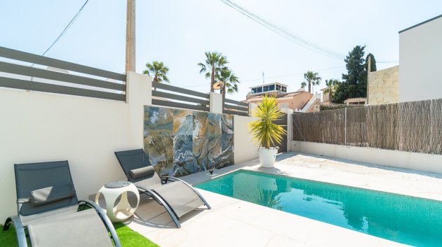 Reventa - Chalets -
Orihuela Costa - Villamartin Golf