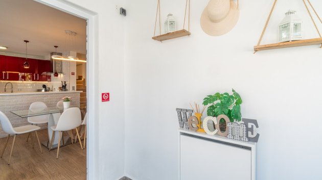 Reventa - Adosado -
Torrevieja - El Limonar