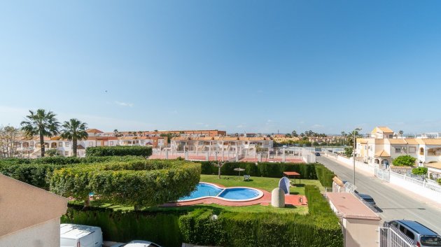 Reventa - Adosado -
Torrevieja - El Limonar