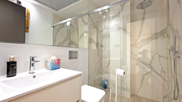 Revente - Villa -
Orihuela Costa - Villamartín