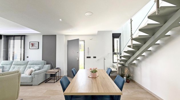 Revente - Villa -
Orihuela Costa - Villamartín