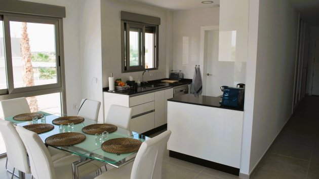 Resale - Villa -
La Marina