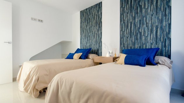 Reventa - Chalets -
Ciudad Quesada