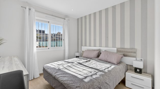 Revente - Appartements -
Torrevieja - Aguas Nuevas