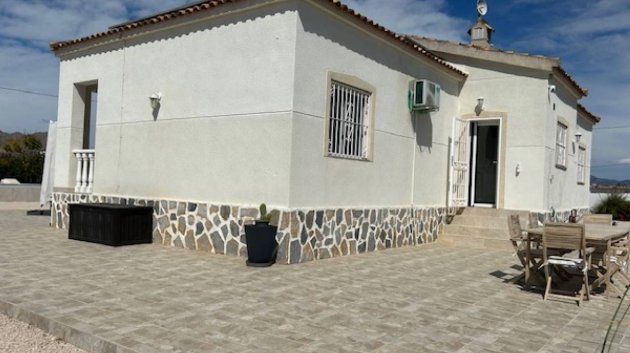 Resale - Villa -
Rafal