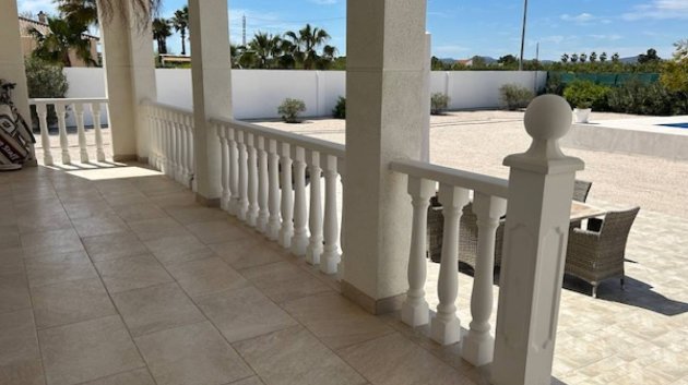 Resale - Villa -
Rafal