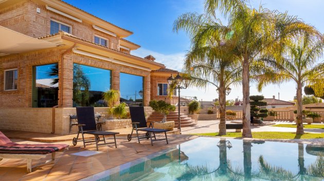 Revente - Villa -
San Vicente del Raspeig - Los Girasoles