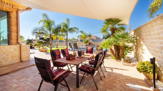 Revente - Villa -
San Vicente del Raspeig - Los Girasoles