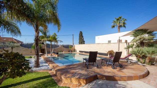 Revente - Villa -
San Vicente del Raspeig - Los Girasoles