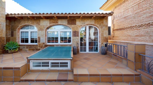 Revente - Villa -
San Vicente del Raspeig - Los Girasoles