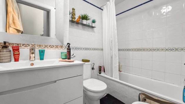 Resale - Townhouse -
Orihuela Costa - La Florida