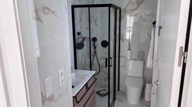 Resale - Villa -
Los Montesinos - La Herrada