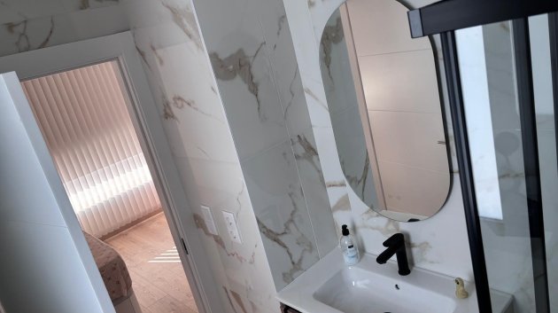 Resale - Villa -
Los Montesinos - La Herrada