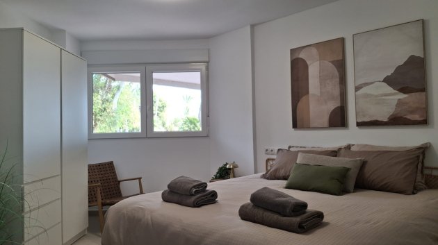 Resale - Apartments -
Torrevieja - Playa Acequion