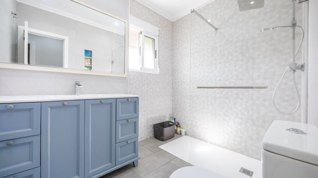 Resale - Townhouse -
Guardamar del Segura - El Moncayo