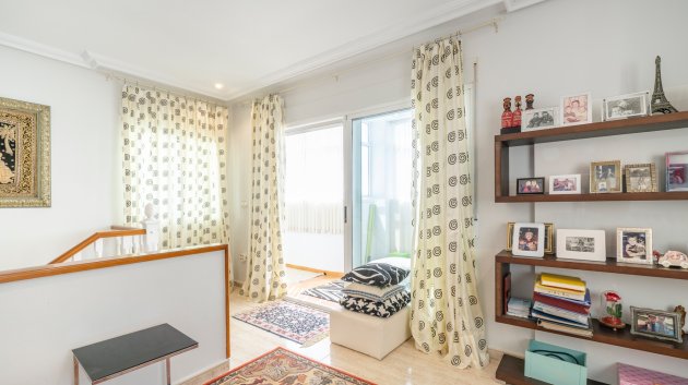 Resale - Townhouse -
Guardamar del Segura - El Moncayo