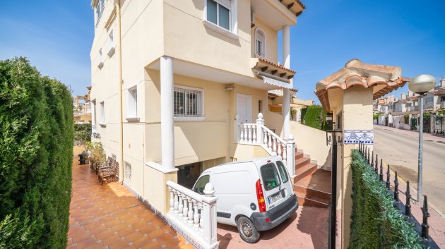 Resale - Townhouse -
Guardamar del Segura - El Moncayo