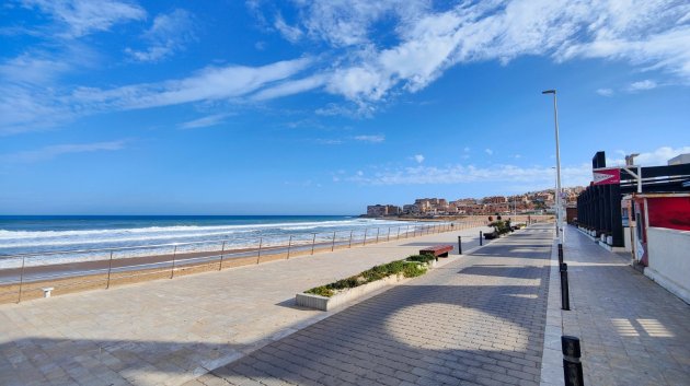 Resale - Apartments -
Torrevieja - La Mata