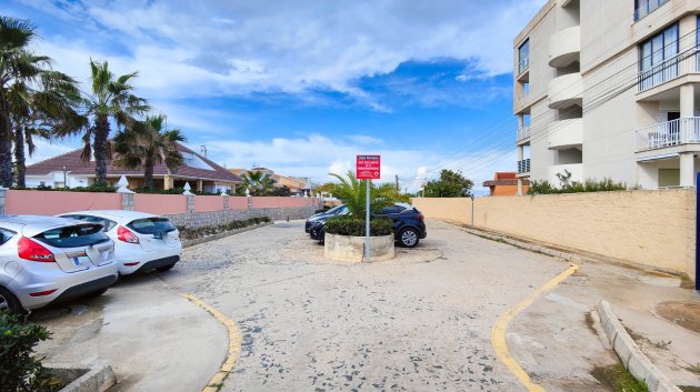 Resale - Apartments -
Torrevieja - La Mata