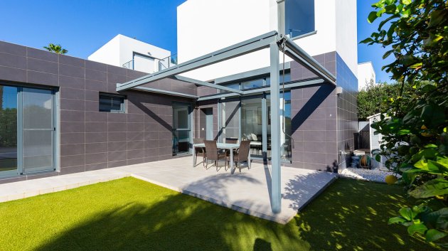 Resale - Townhouse -
Algorfa - La finca Golf