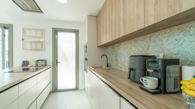 Resale - Villa -
Orihuela Costa - Costa Blanca