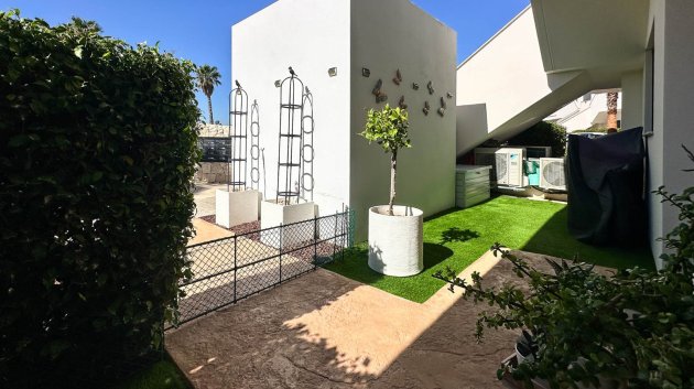 Resale - Apartments -
Pilar de la Horadada