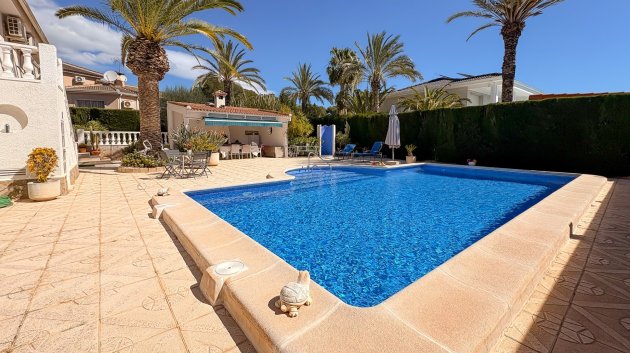 Resale - Villa -
Ciudad Quesada