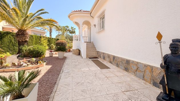 Resale - Villa -
Ciudad Quesada