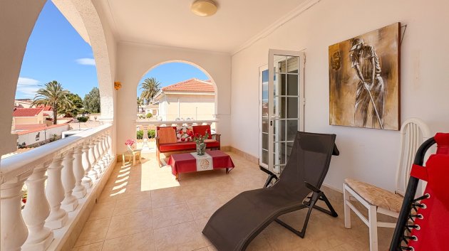 Resale - Villa -
Ciudad Quesada