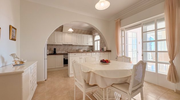 Resale - Villa -
Ciudad Quesada