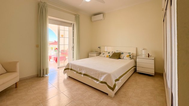 Resale - Villa -
Ciudad Quesada