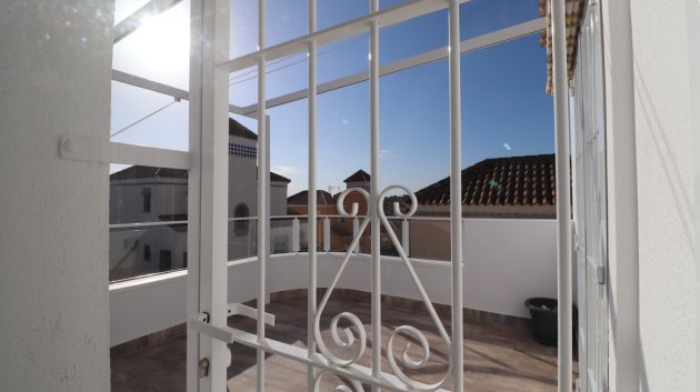 Revente - Villa -
Orihuela Costa - Villamartín