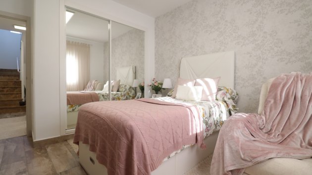 Revente - Villa -
Orihuela Costa - Villamartín