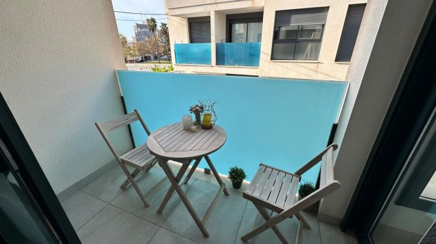 Revente - Appartements -
Torrevieja - Calas Blancas